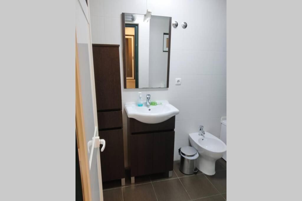 Apartment In The Center Next To The Parliament Lisbon Bagian luar foto