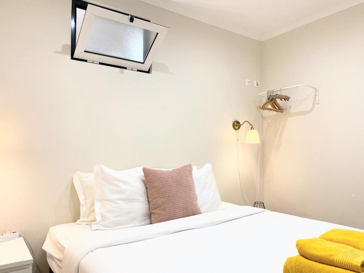 Apartment In The Center Next To The Parliament Lisbon Bagian luar foto